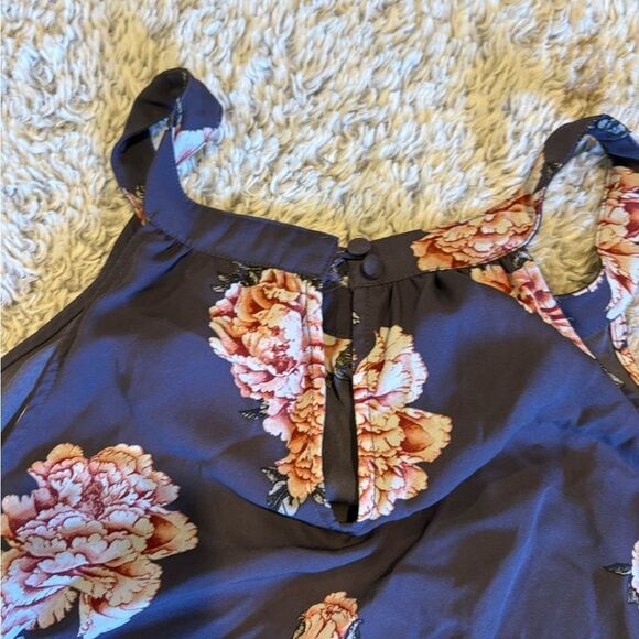 Torrid Floral women's tank top in Blue and Pink - Picture 3 of 5